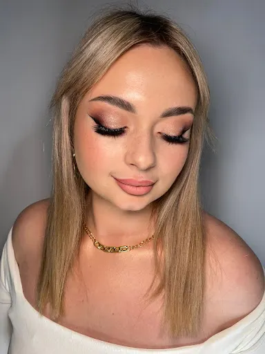 Magdalena Brudz - Nails and Make Up Studio - Szkolenia Gorzow Wlkp.